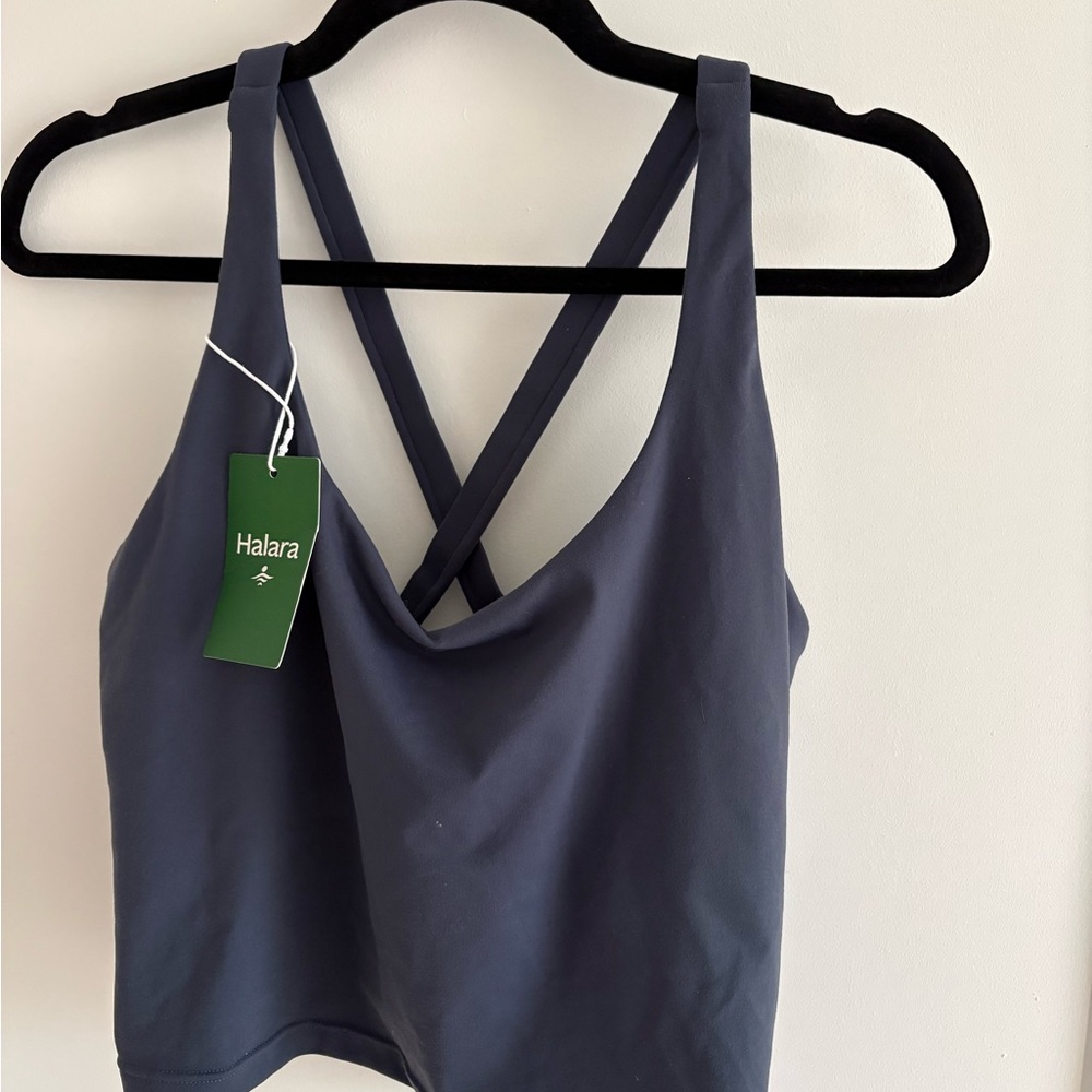 new with tags, HALARA Yoga Top